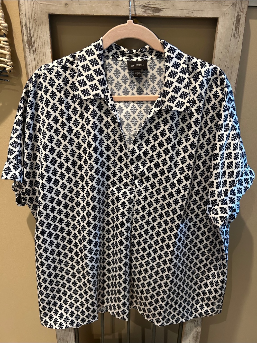 J. Jill Navy and White Geometric Short-Sleeve Shirt
